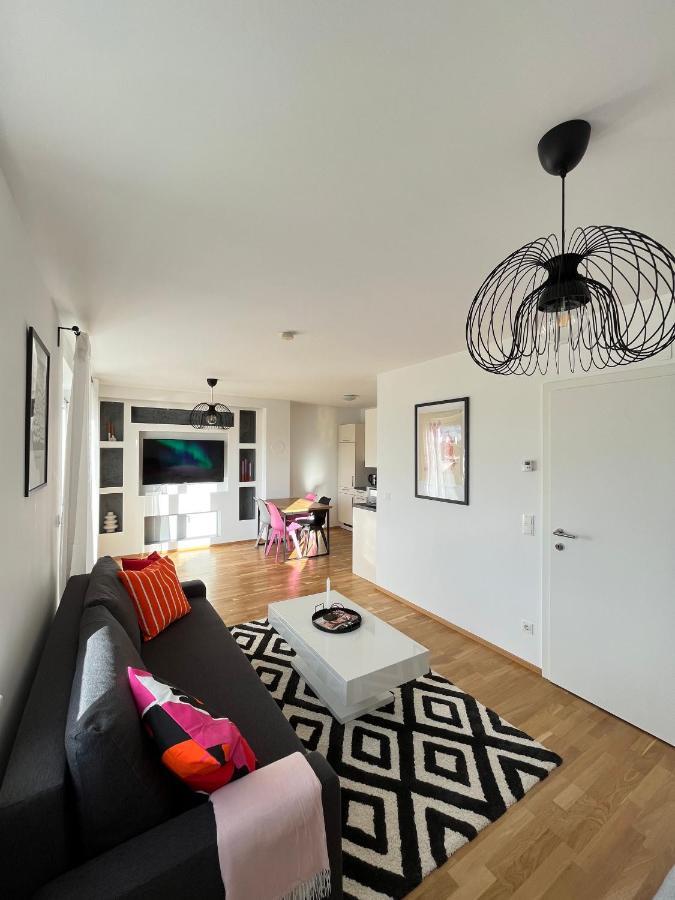 Penthouse Near Station With Free Parking Appartement
