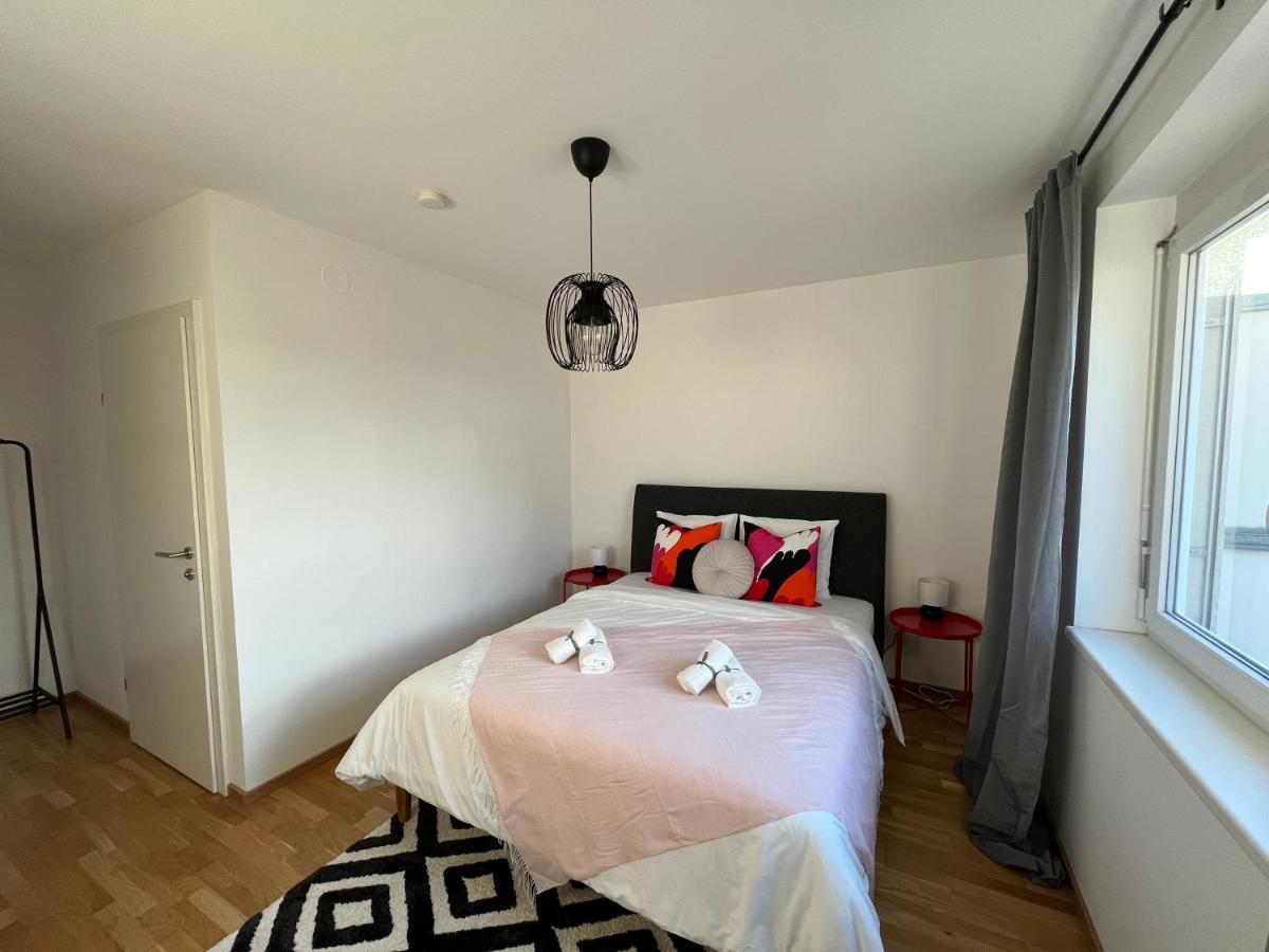 Appartement Penthouse Near Station With Free Parking Wenen
