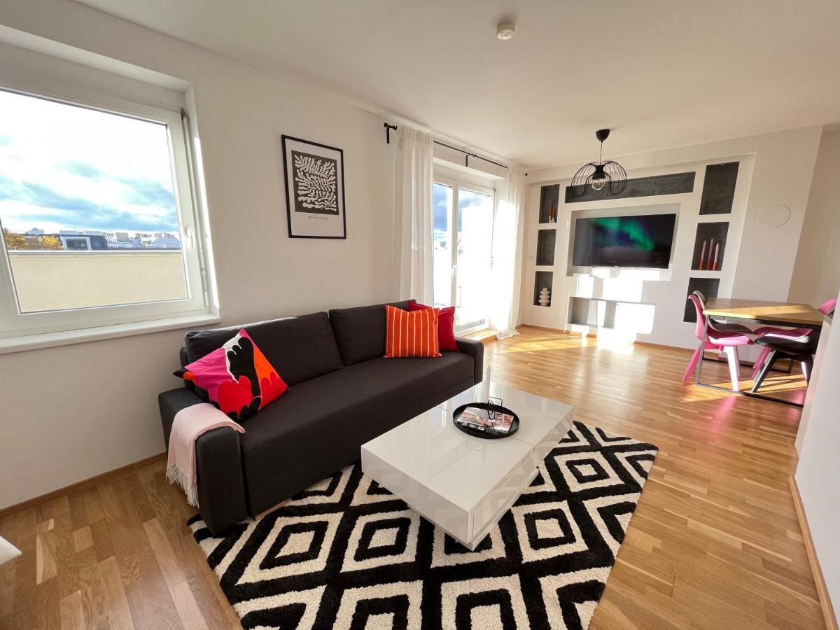 Appartement Penthouse Near Station With Free Parking