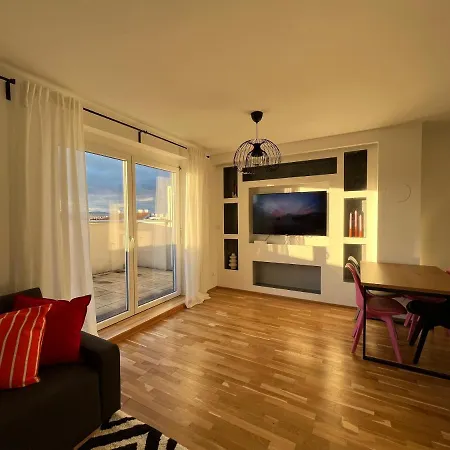 Penthouse Near Central Station With Free Parking Wenen Buitenkant foto